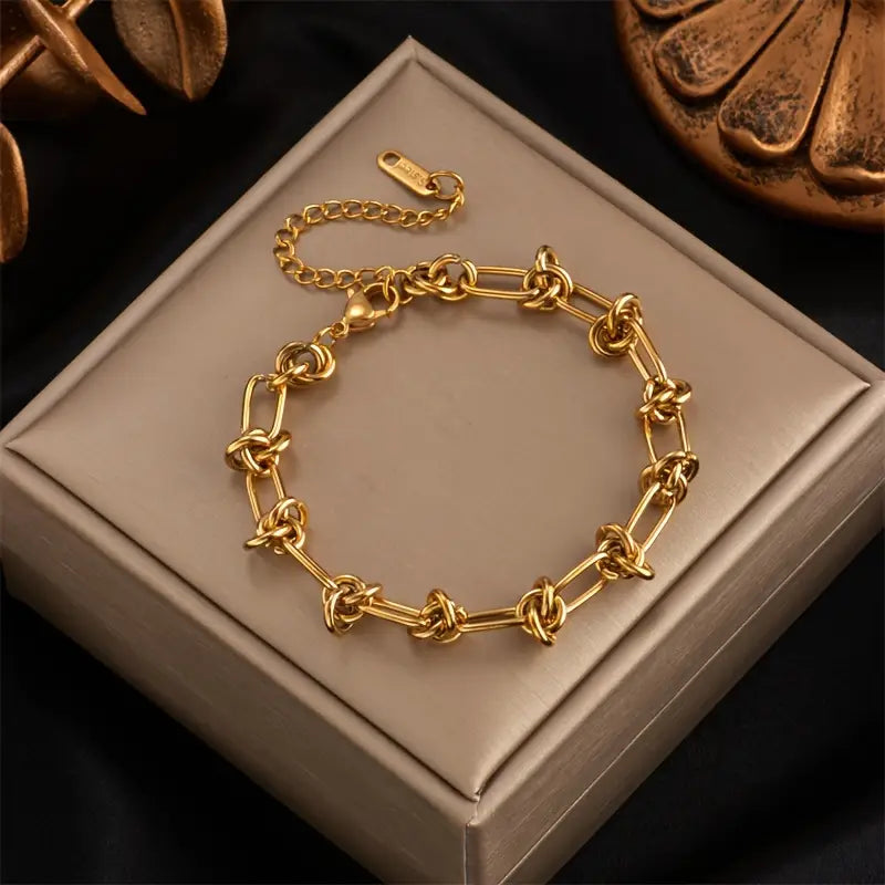 Knot Bracelet