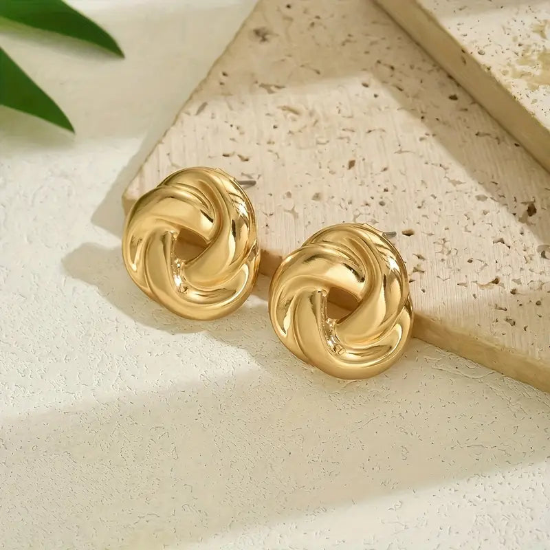 Knot design studs