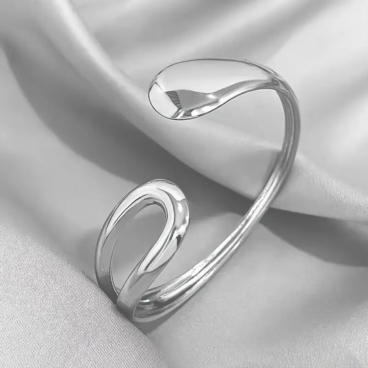 Elegant Teardrop bangle