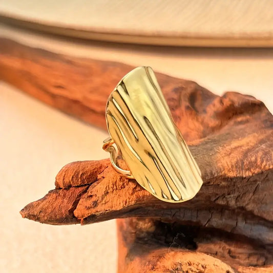 Trendy chunky ring