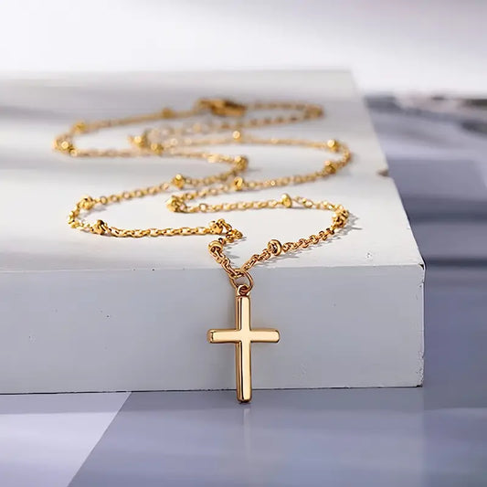 Dainty  Elegant cross pendant necklace
