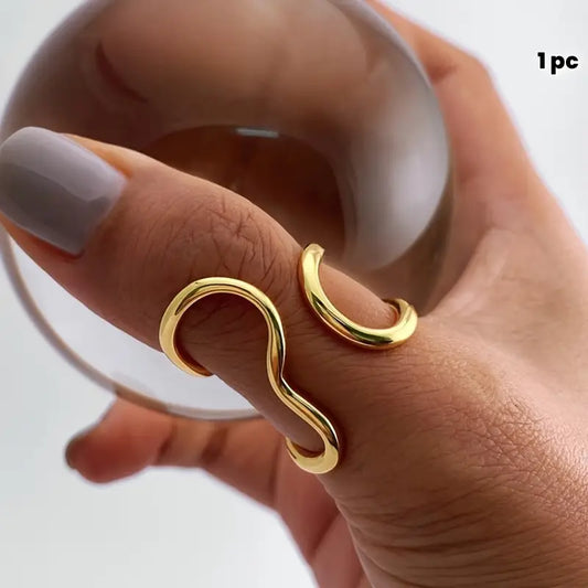Trendy swirl adjustable ring