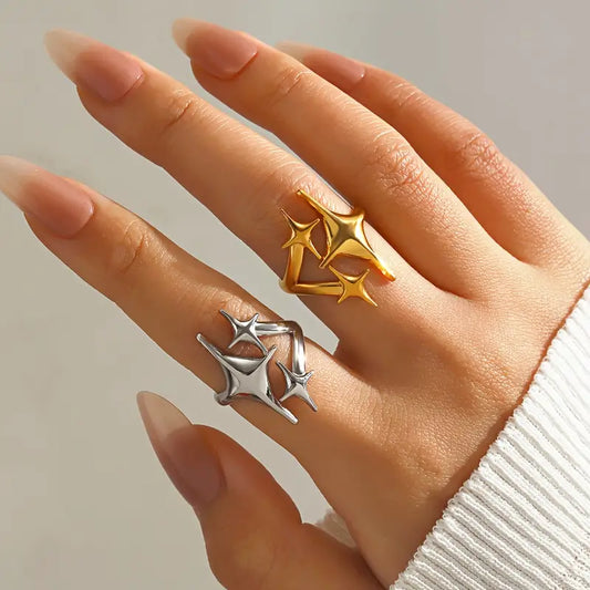 Triple stars ring