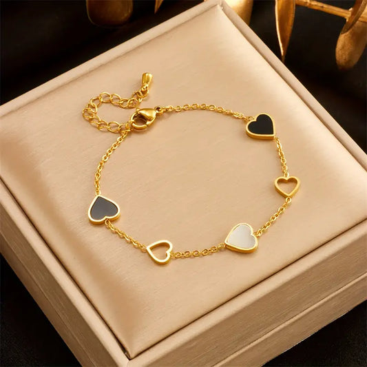 Elegant heart charm bracelet